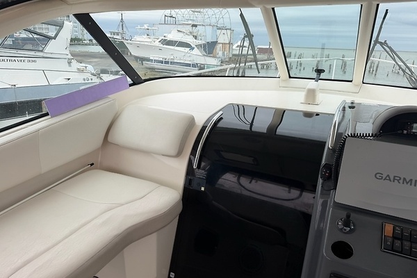 Pursuit OS 3450 Yacht For Sale