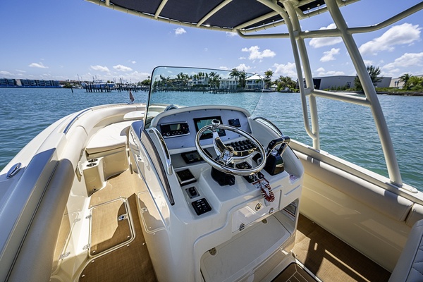 What s Knot To Like 26ft Chris Craft Yacht For Sale