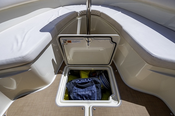 What s Knot To Like 26ft Chris Craft Yacht For Sale