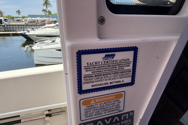 33ft Navan Yacht For Sale
