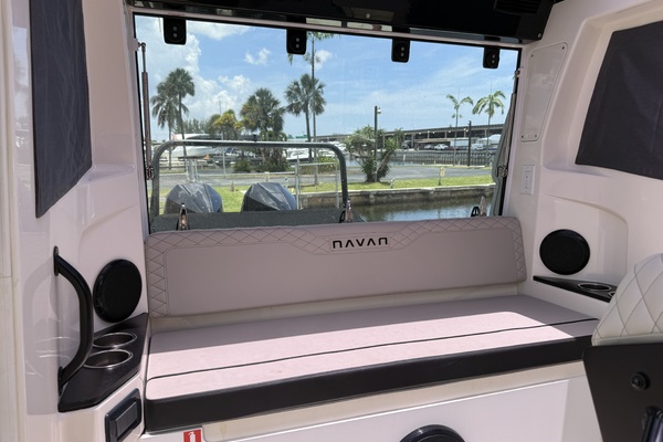33ft Navan Yacht For Sale