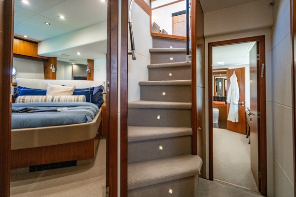 HILLROSE 28 74ft Sunseeker Yacht For Sale