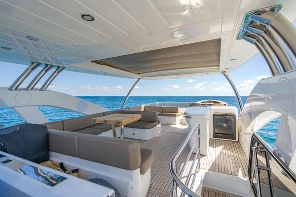 Sunseeker Manhattan 73 Yacht For Sale