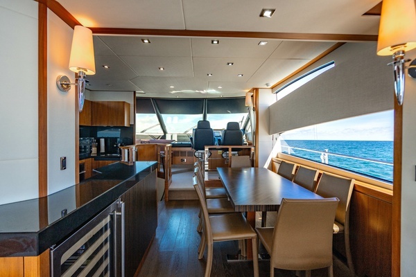 Sunseeker Manhattan 73 Yacht For Sale