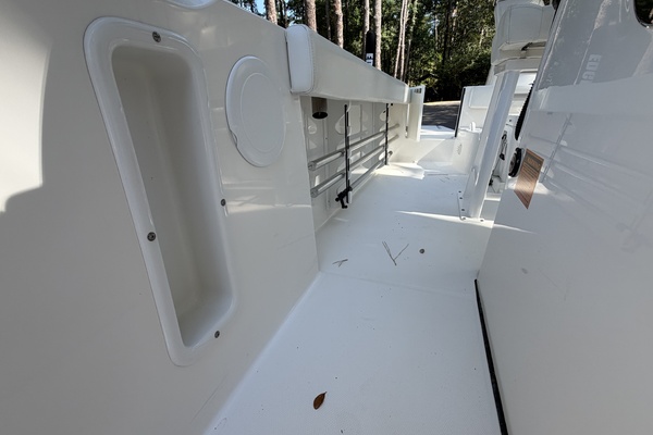 23ft Edgewater Yacht For Sale