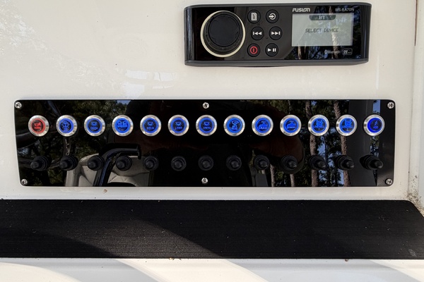 23ft Edgewater Yacht For Sale