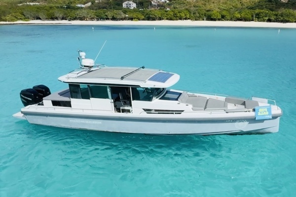 37-ft-Axopar-2019-37 XC Cross Cabin-Salty Kisses Sapphire Marina Slip N10  Virgin Islands (US)  yacht for sale
