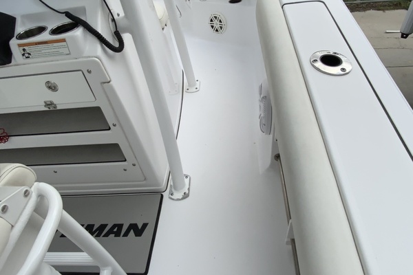 23ft Sportsman Yacht For Sale
