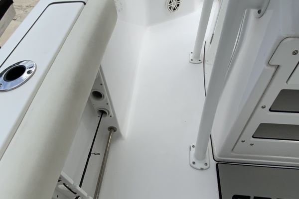 23ft Sportsman Yacht For Sale