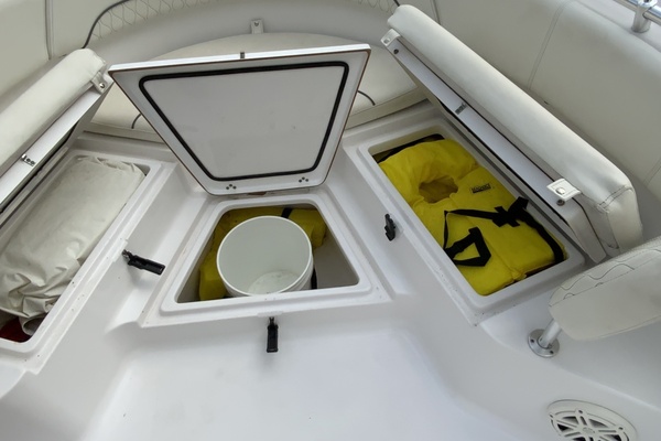 23ft Sportsman Yacht For Sale