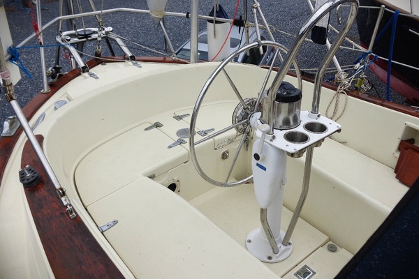 WILD 37ft Pacific Seacraft Yacht For Sale