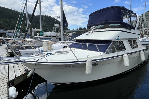 30-ft-Tollycraft-1989-30' Sport Cruiser-Shirley Rose Vancouver British Columbia Canada  yacht for sale