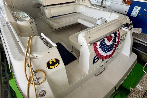 31ft Carver Yacht For Sale
