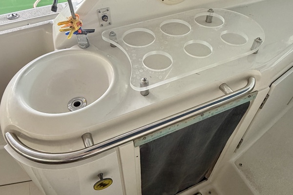 31ft Carver Yacht For Sale