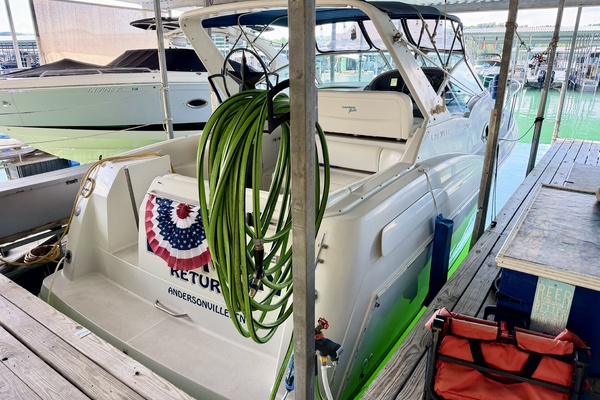 31ft Carver Yacht For Sale