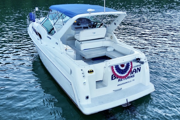 31ft Carver Yacht For Sale
