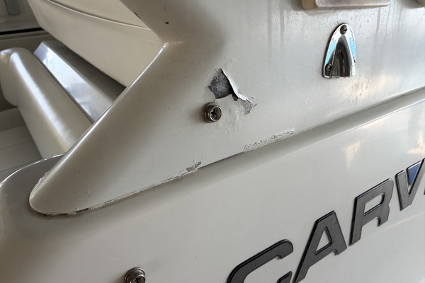 31ft Carver Yacht For Sale