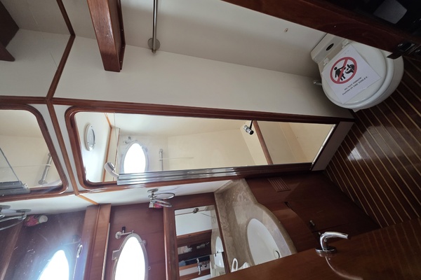 60ft Ocean Alexander Yacht For Sale