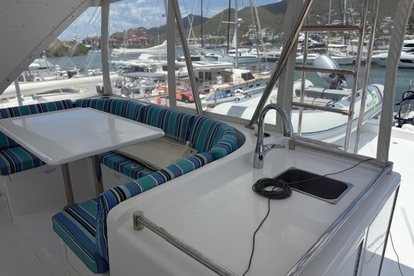 Ocean Alexander 60 Trawler Yacht For Sale