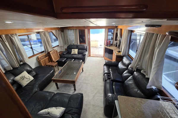 2000 Ocean Alexander 60