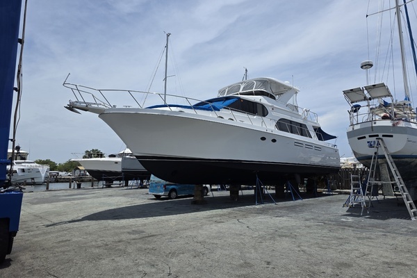 2000 Ocean Alexander 60