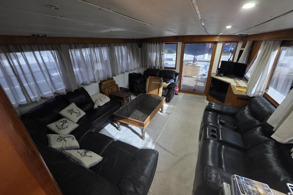 Ocean Alexander 60 Trawler Yacht For Sale