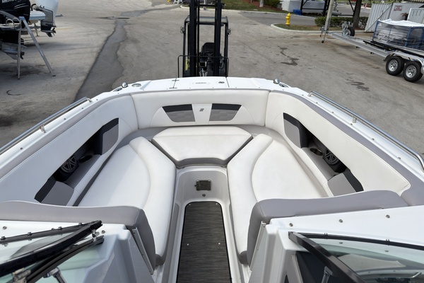 26ft Four Winns Yacht For Sale
