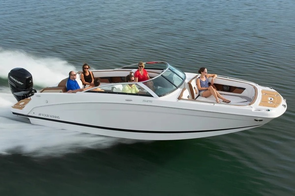 26ft Four Winns Yacht For Sale