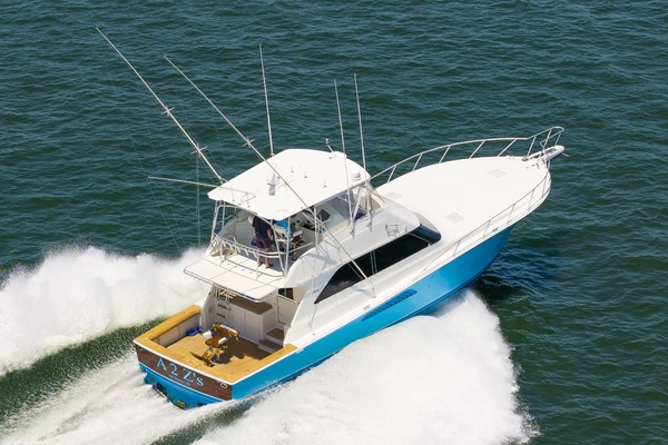 A 2 Z S 55ft Viking Yacht For Sale