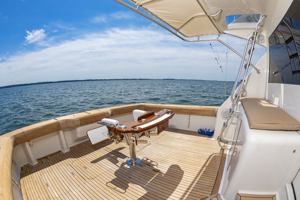A 2 Z S 55ft Viking Yacht For Sale