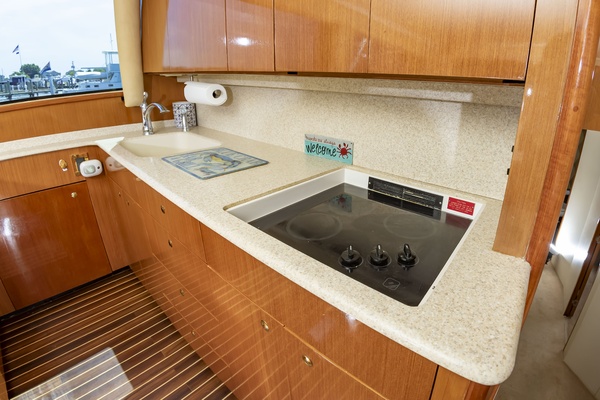 A 2 Z S 55ft Viking Yacht For Sale