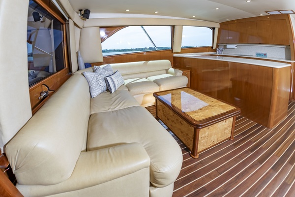A 2 Z S 55ft Viking Yacht For Sale