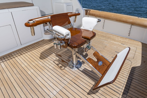 A 2 Z S 55ft Viking Yacht For Sale