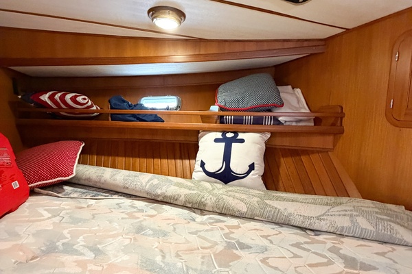 MANITOU 36ft Heritage East Yacht For Sale