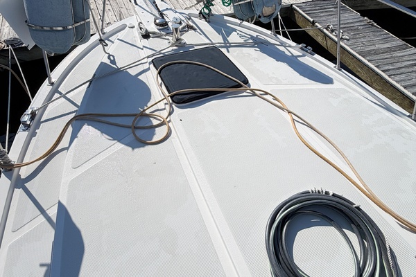MANITOU 36ft Heritage East Yacht For Sale
