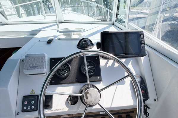 30ft Mainship Yacht For Sale