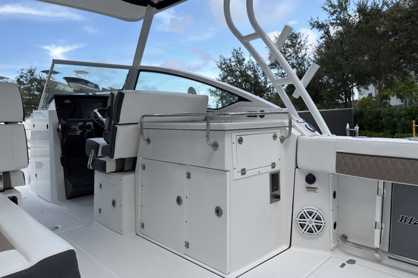 27ft Blackfin Yacht For Sale