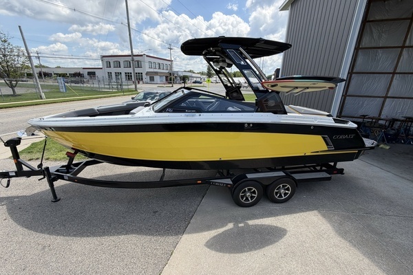 28-ft-Cobalt-2021-R8 Surf- Holland Michigan United States  yacht for sale
