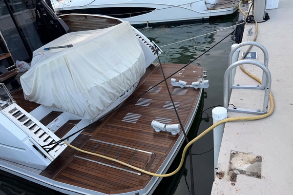 51ft Galeon Yacht For Sale