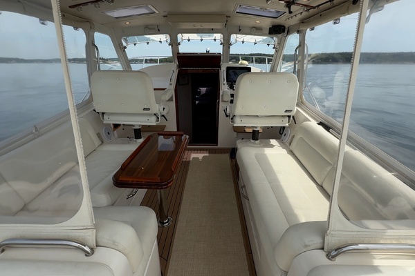 Whisper 40ft MJM Yacht For Sale