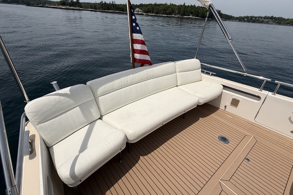 Whisper 40ft MJM Yacht For Sale