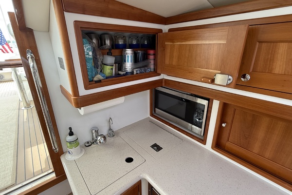 Whisper 40ft MJM Yacht For Sale