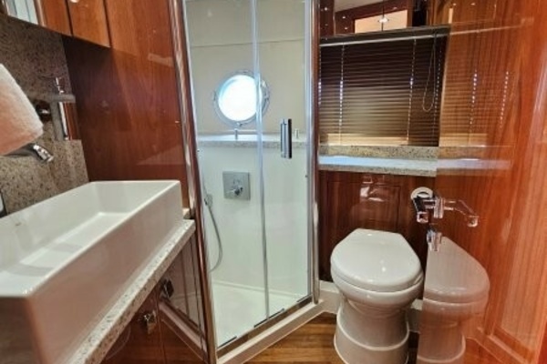Livy Lou 57ft Sunseeker Yacht For Sale