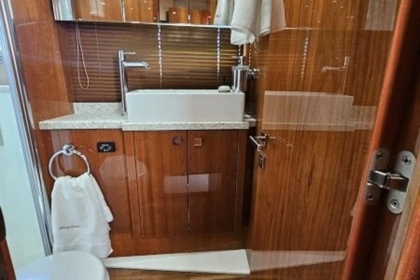 Sunseeker 57 Predator Yacht For Sale