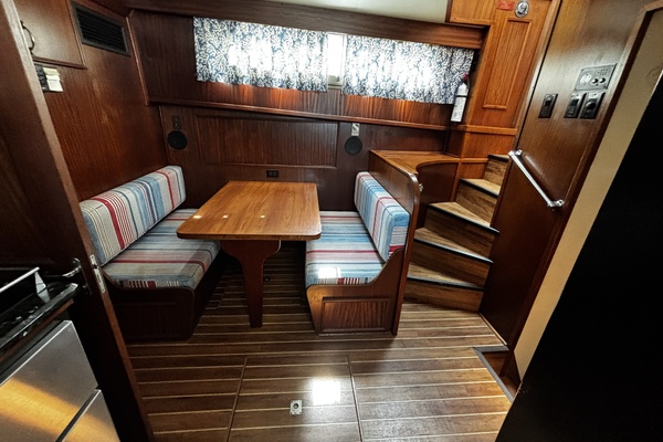 CURRENSEA 53ft Hatteras Yacht For Sale