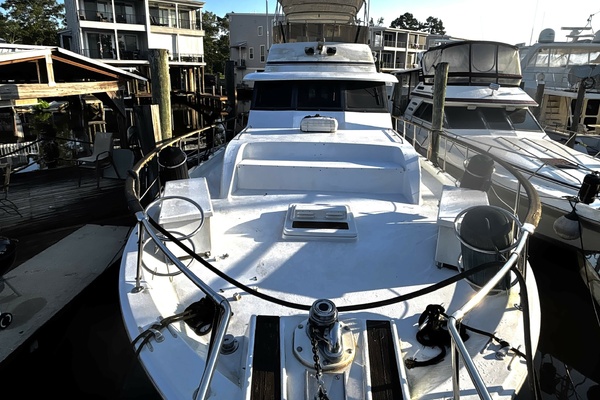 CURRENSEA 53ft Hatteras Yacht For Sale