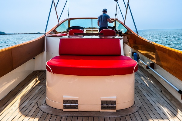 WHISKEY TANGO 29ft Hinckley Yacht For Sale