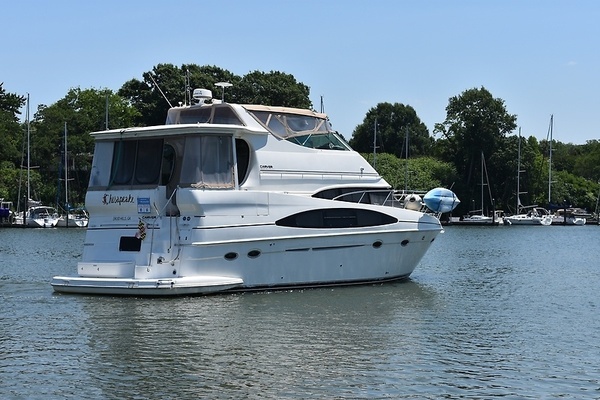 2004 Carver 46