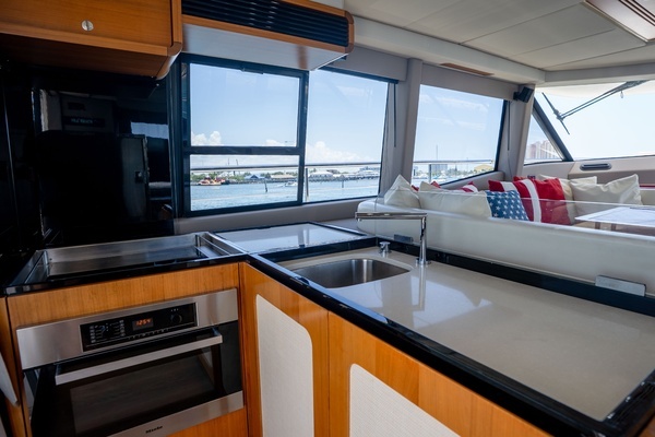 Azimut Magellano 50 Yacht For Sale