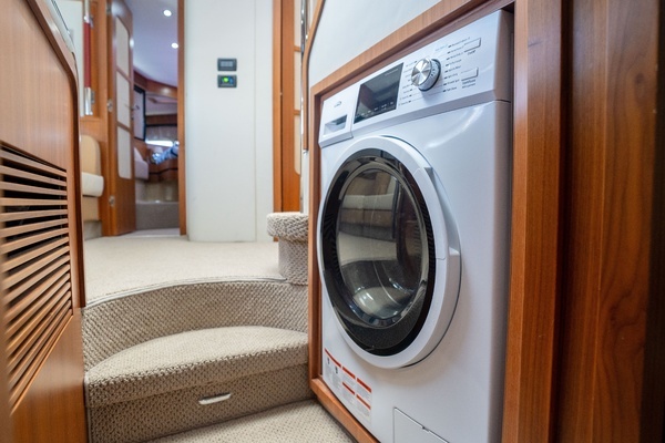 Azimut Magellano 50 Yacht For Sale